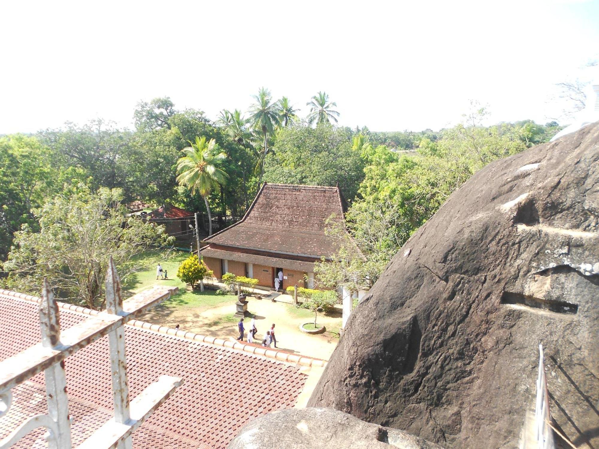 Shanith Guesthouse Negombo Bagian luar foto