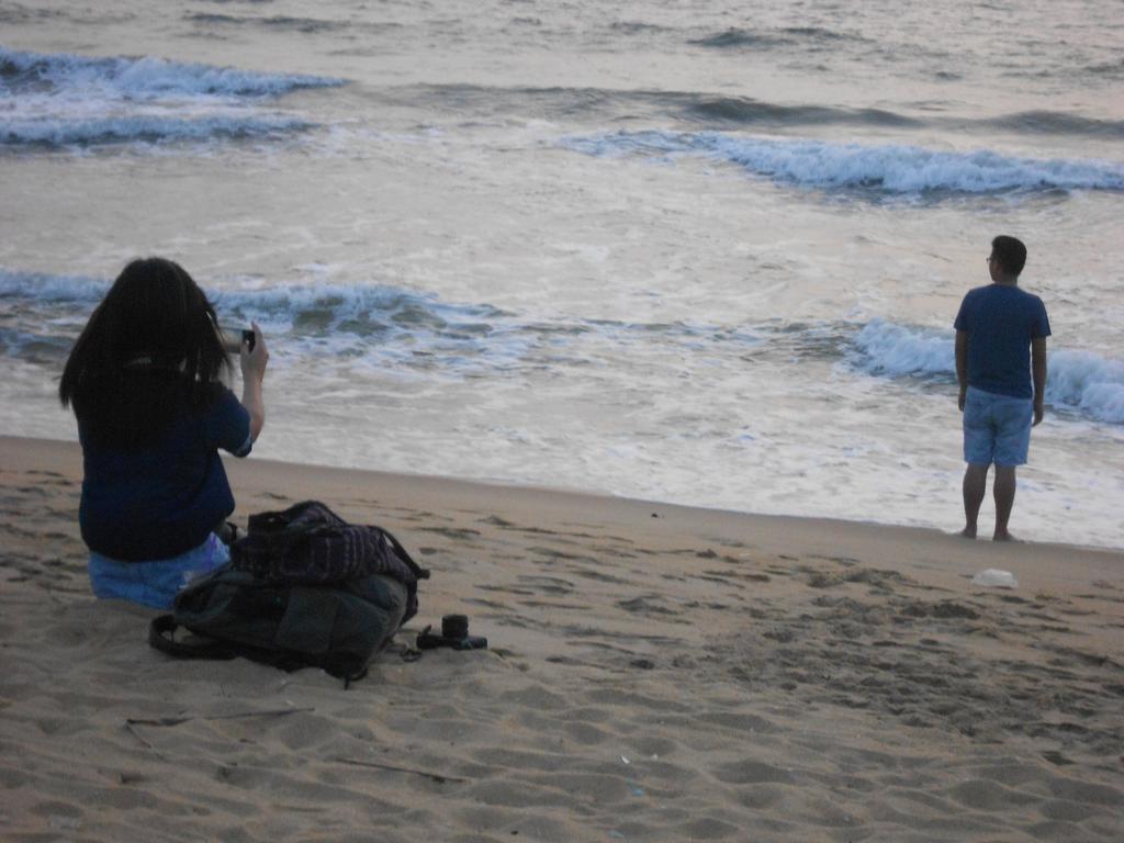 Shanith Guesthouse Negombo Bagian luar foto